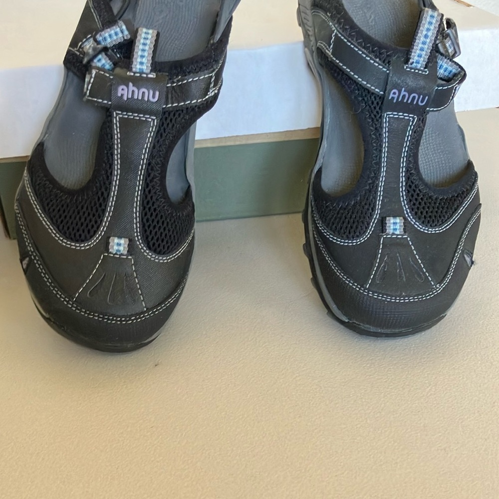 Ahnu Tilden Closed-toe trail sandals